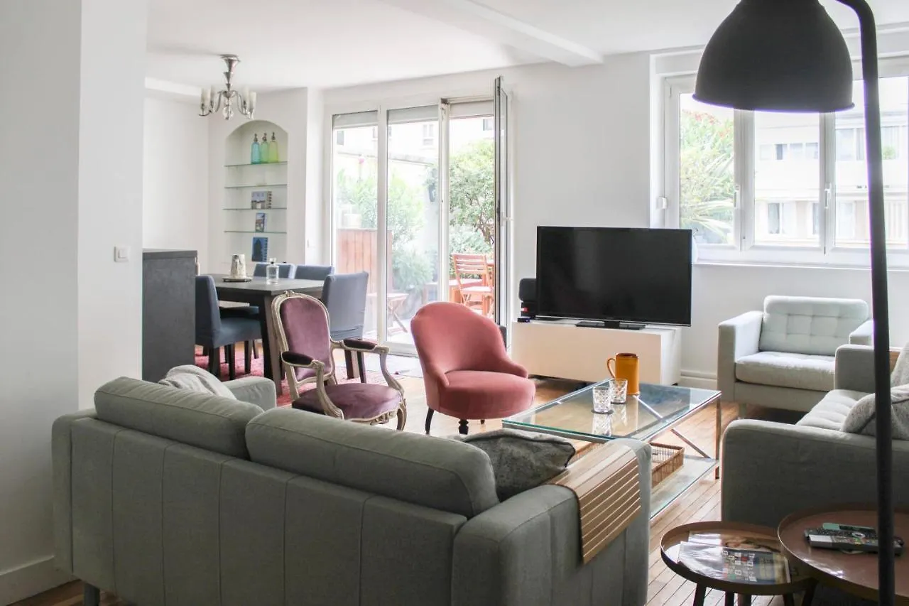 Spacious Cocoon 2 Steps From The Eiffel Tower Paris