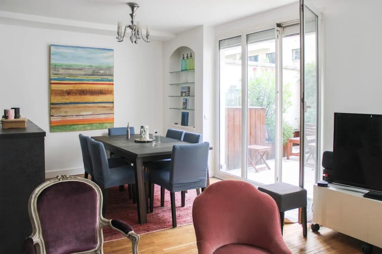 Spacious Cocoon 2 Steps From The Eiffel Tower Appartement Parijs