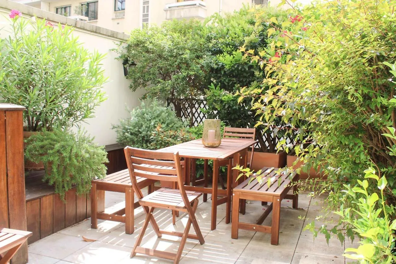 Spacious Cocoon 2 Steps From The Eiffel Tower * Paris
